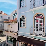 Seaside Modern Flat I @ Historical * Cascais