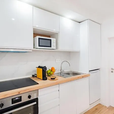 Seaside Modern Flat I @ Historical *