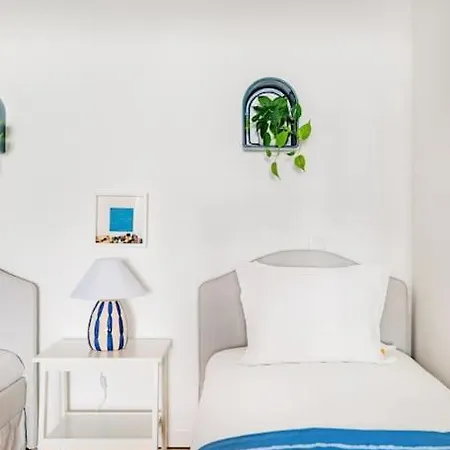 Seaside Modern Flat I @ Historical