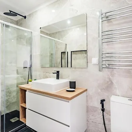 Seaside Modern Flat I @ Historical Διαμέρισμα *