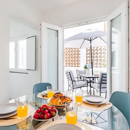 Seaside Modern Flat I @ Historical