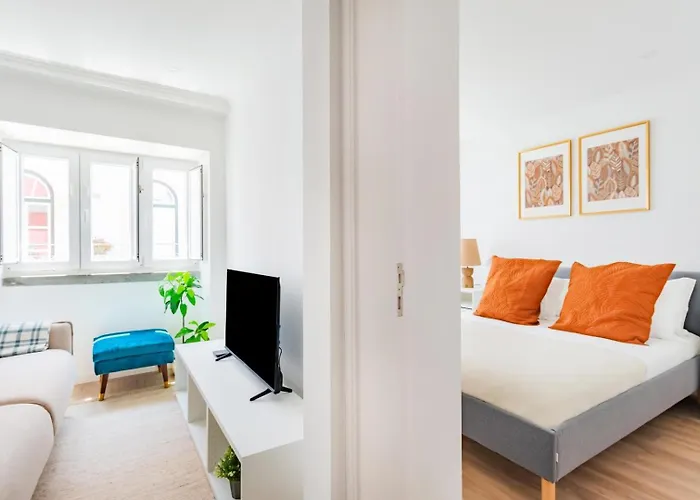 Seaside Modern Flat I @ Historical Appartement *