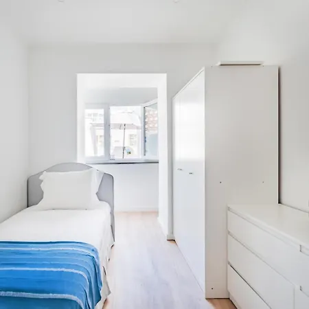 Seaside Modern Flat I @ Historical