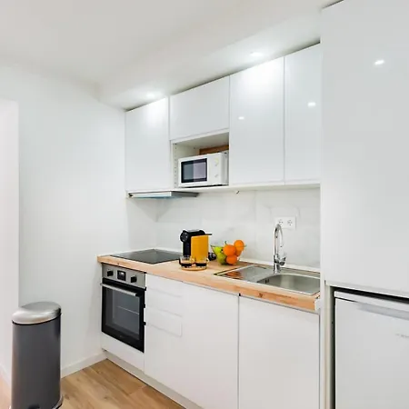 Seaside Modern Flat I @ Historical