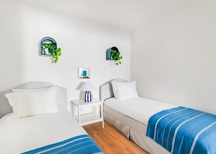 Seaside Modern Flat I @ Historical * Cascais