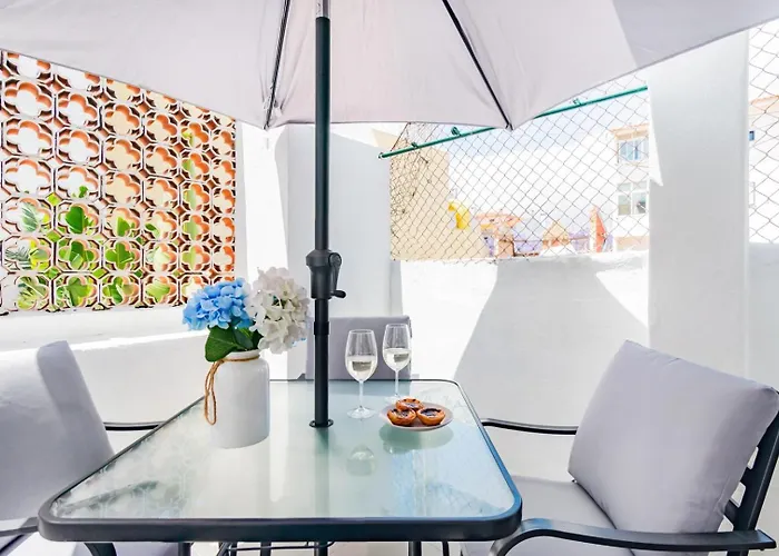 Seaside Modern Flat I @ Historical * Cascais